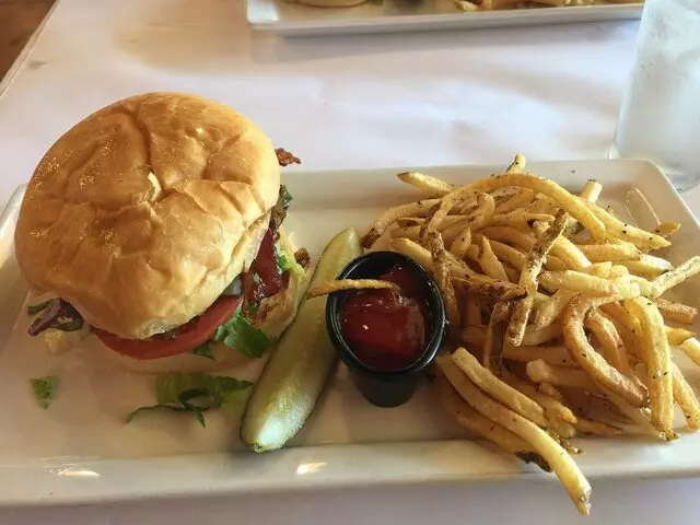 Flamez Bistro