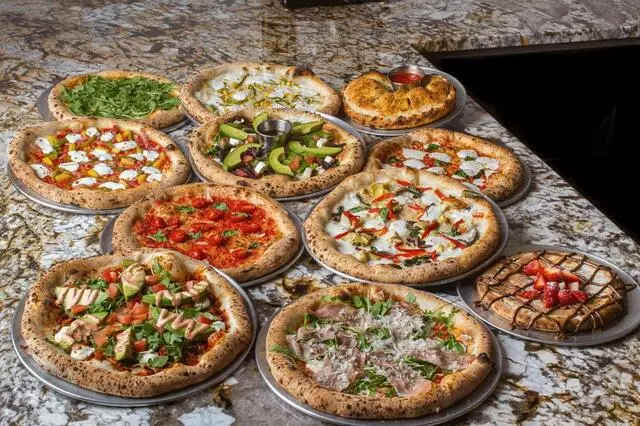 Amore Neapolitan Pizzeria-Green Jeans