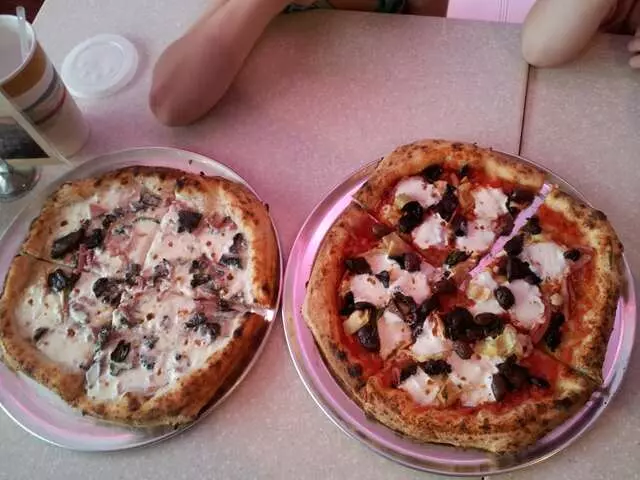Amore Neapolitan Pizzeria-Green Jeans