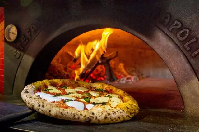 Amore Neapolitan Pizzeria-Green Jeans
