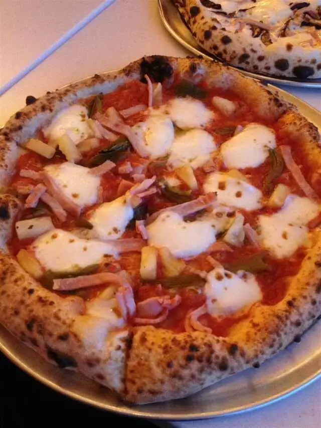 Amore Neapolitan Pizzeria-Green Jeans