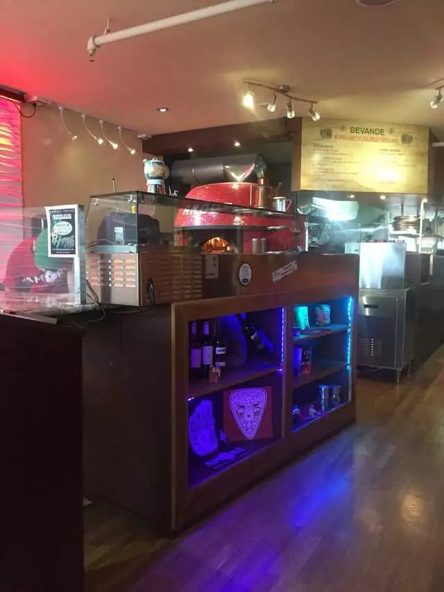 Amore Neapolitan Pizzeria-Green Jeans