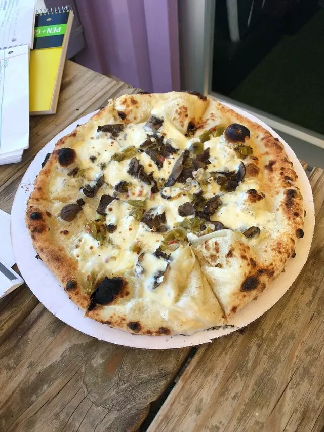 Amore Neapolitan Pizzeria-Green Jeans