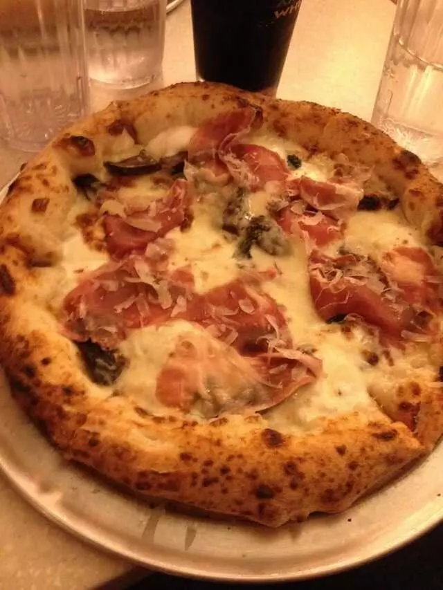 Amore Neapolitan Pizzeria-Green Jeans