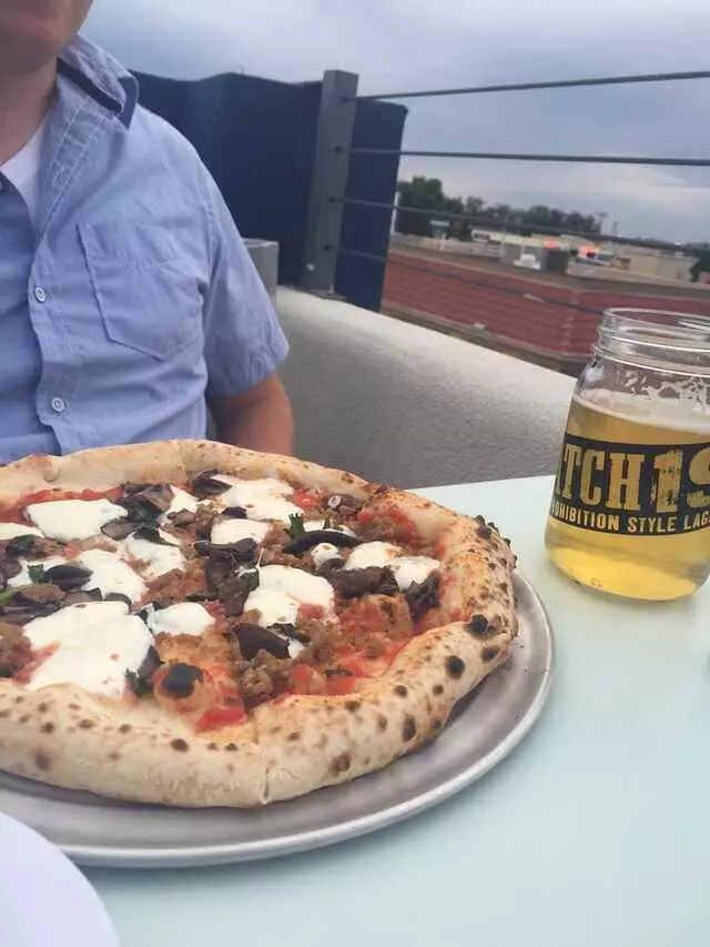 Amore Neapolitan Pizzeria-Green Jeans