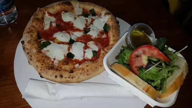 Amore Neapolitan Pizzeria-Green Jeans