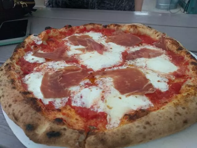 Amore Neapolitan Pizzeria-Green Jeans