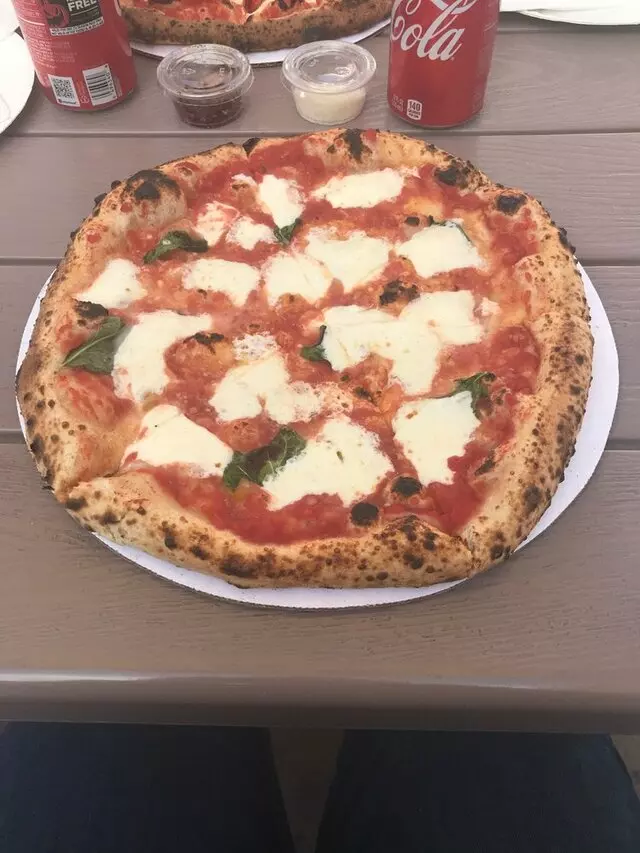 Amore Neapolitan Pizzeria-Green Jeans