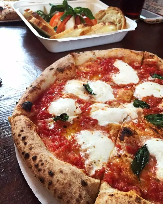 Amore Neapolitan Pizzeria-Green Jeans