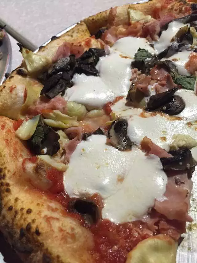 Amore Neapolitan Pizzeria-Green Jeans