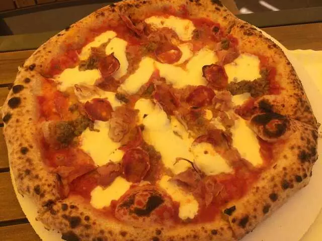 Amore Neapolitan Pizzeria-Green Jeans