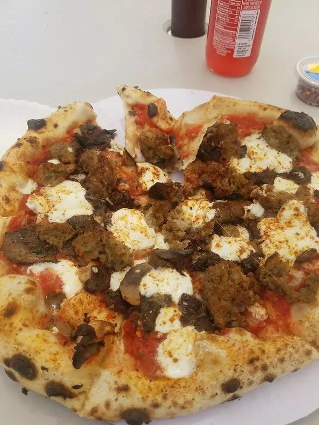 Amore Neapolitan Pizzeria-Green Jeans
