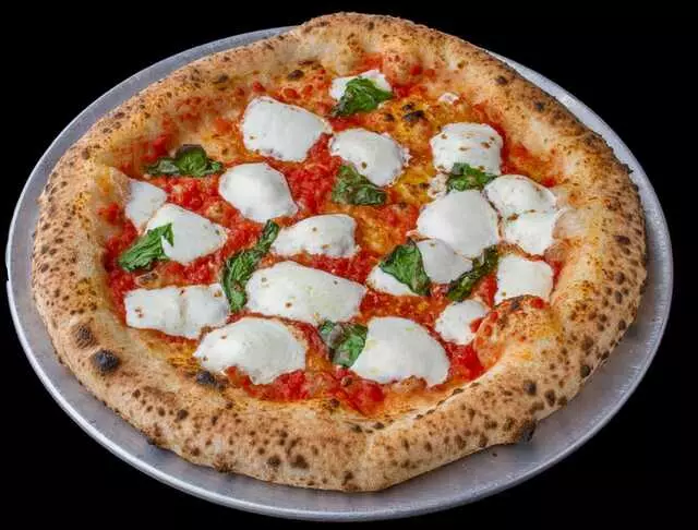 Amore Neapolitan Pizzeria-Green Jeans