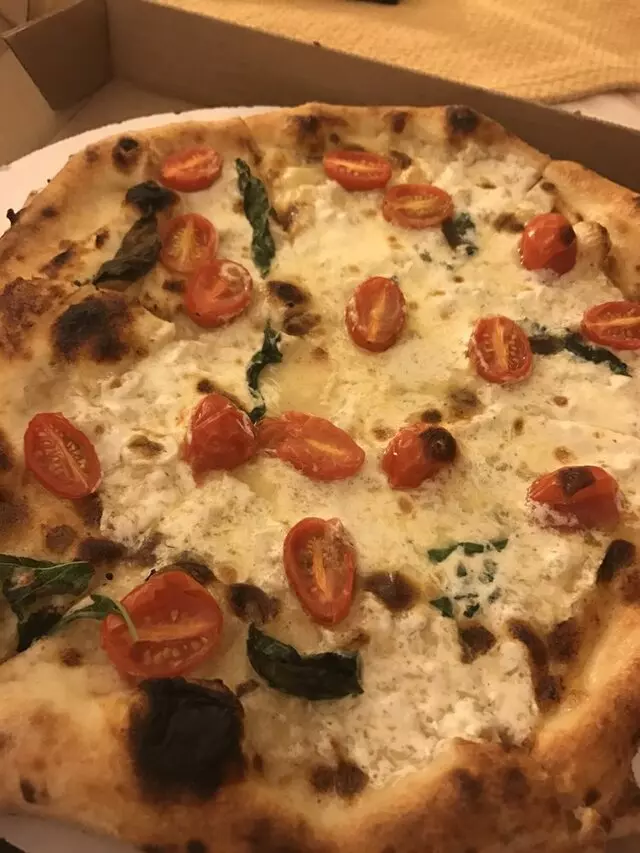Amore Neapolitan Pizzeria-Green Jeans