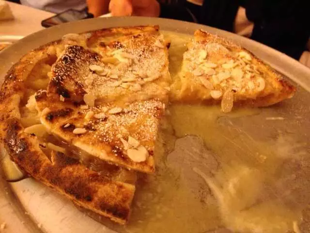 Amore Neapolitan Pizzeria-Green Jeans