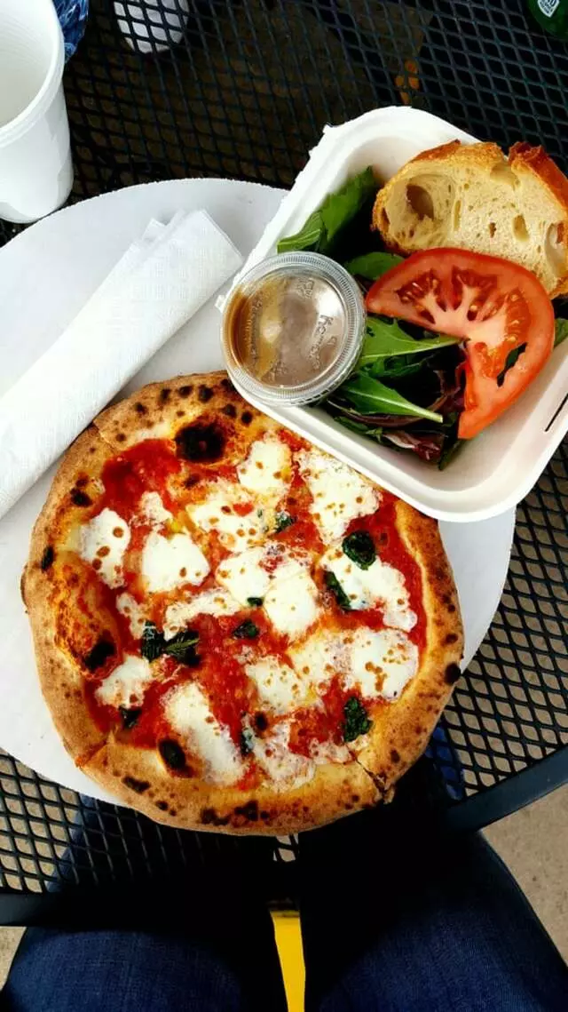 Amore Neapolitan Pizzeria-Green Jeans