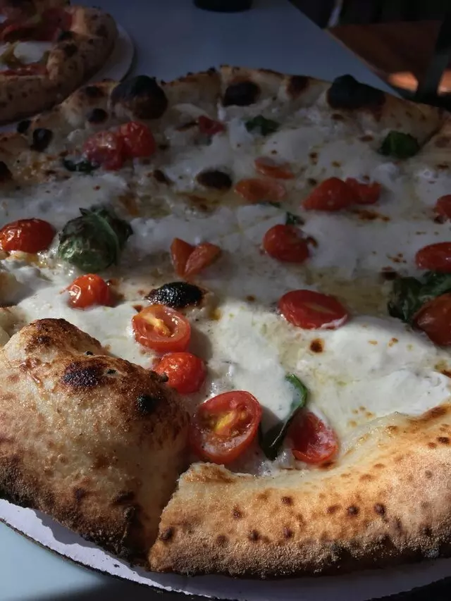 Amore Neapolitan Pizzeria-Green Jeans