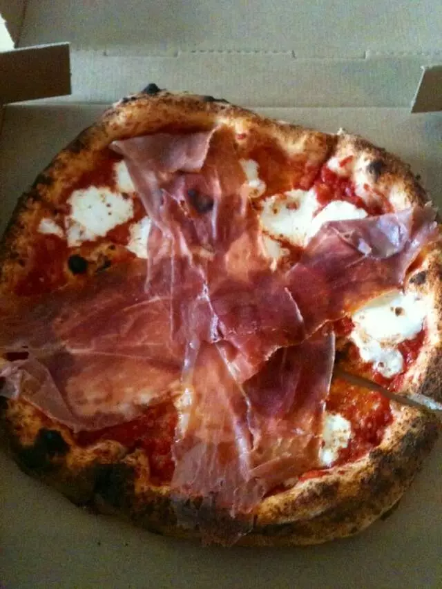 Amore Neapolitan Pizzeria-Green Jeans