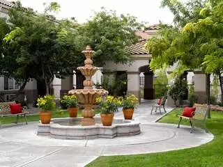 Atria Vista del Rio