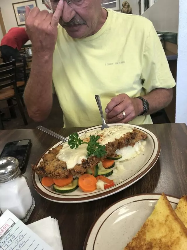 Vic’s Daily Cafe