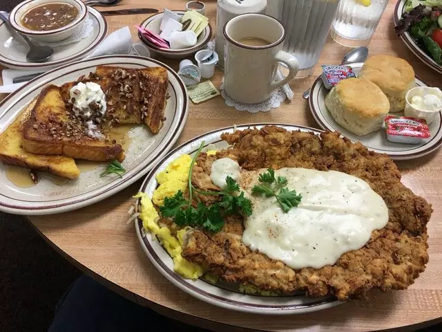 Vic’s Daily Cafe