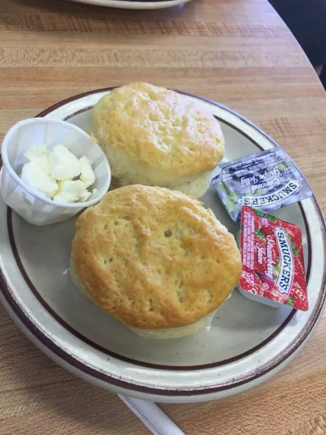 Vic’s Daily Cafe
