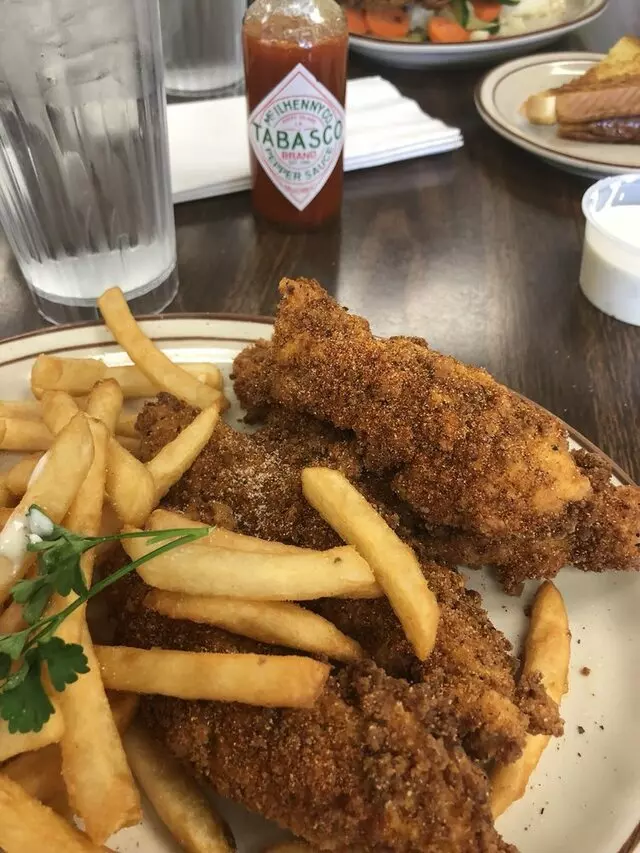 Vic’s Daily Cafe
