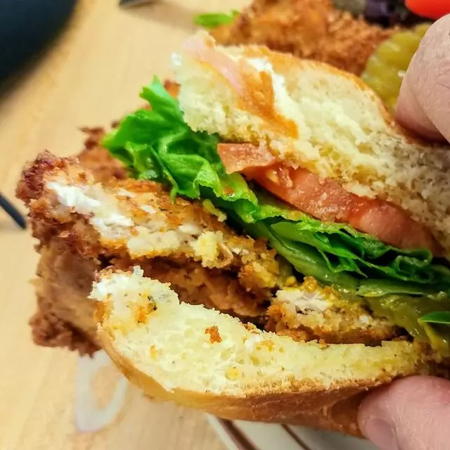 Vic’s Daily Cafe