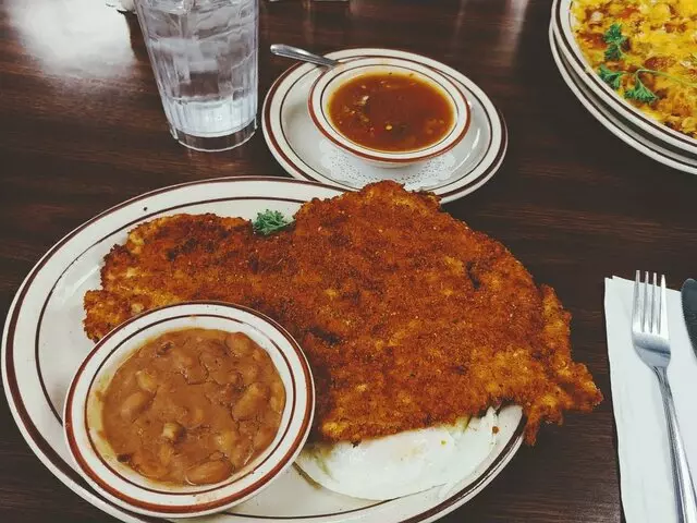 Vic’s Daily Cafe