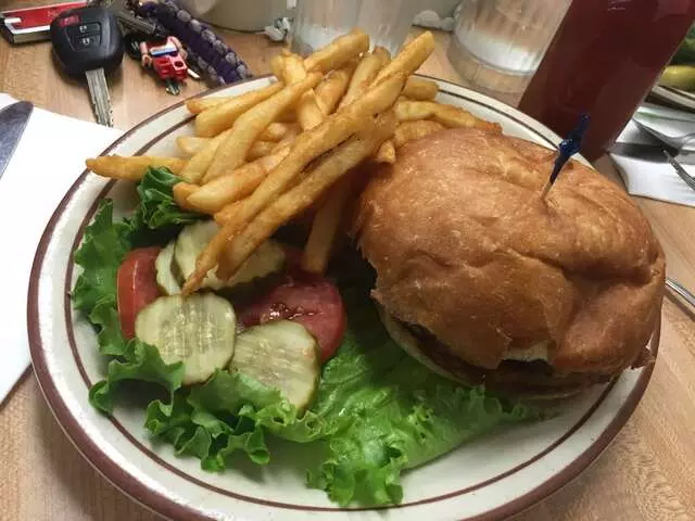Vic’s Daily Cafe
