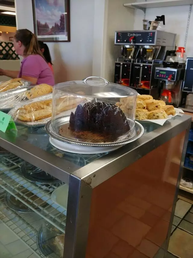 Vic’s Daily Cafe