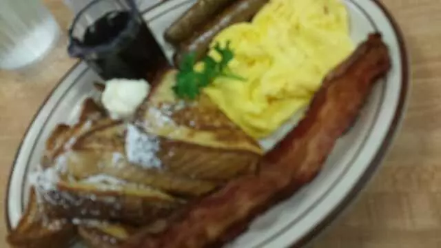 Vic’s Daily Cafe