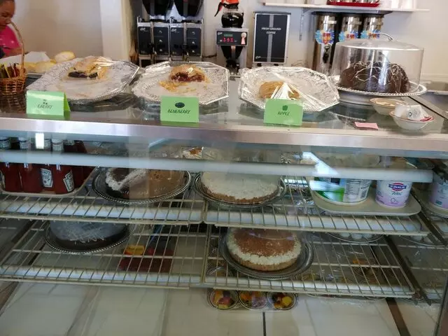 Vic’s Daily Cafe