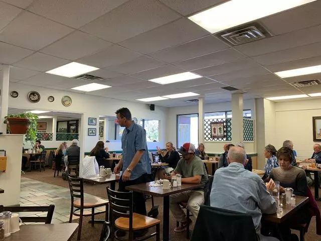 Vic’s Daily Cafe