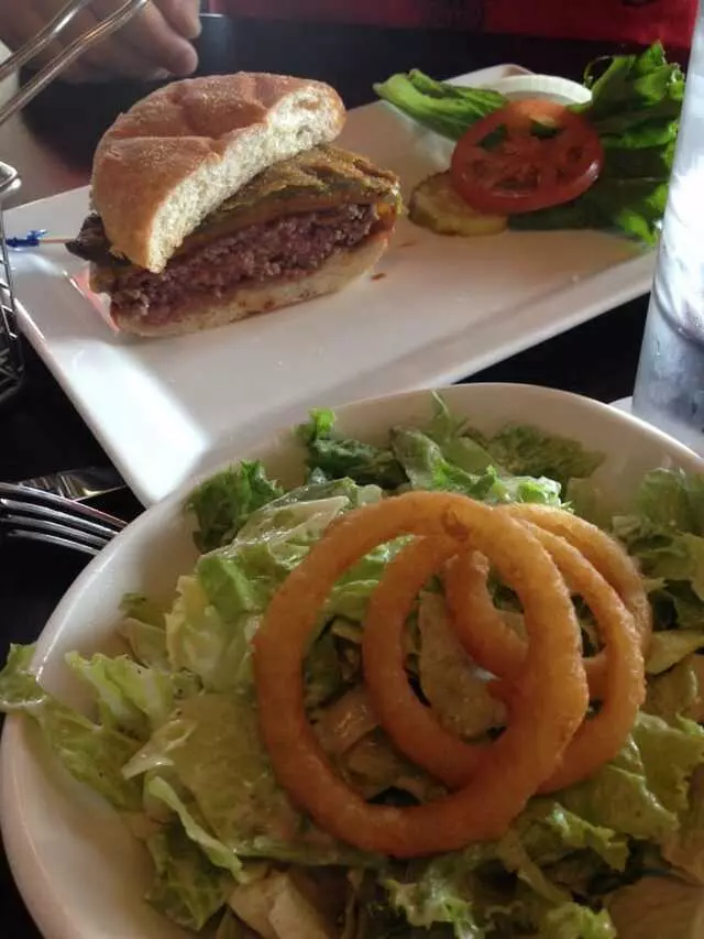 5 Star Burger at Country Club Plaza