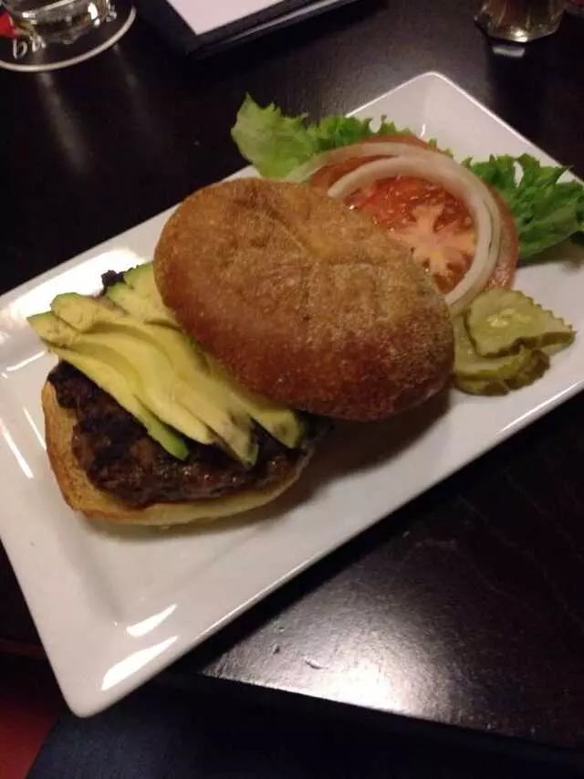 5 Star Burger at Country Club Plaza