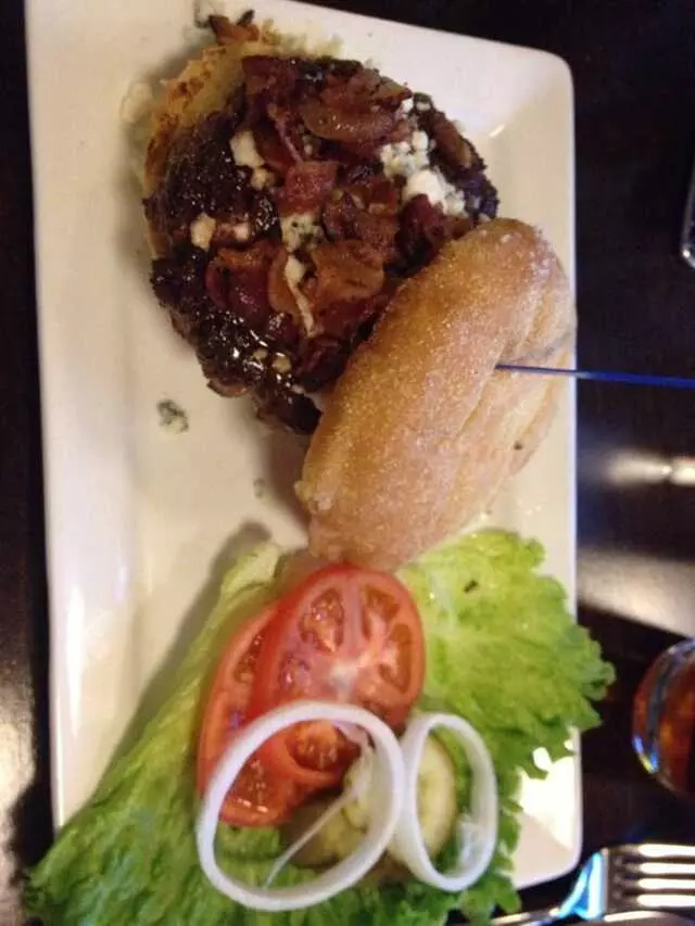 5 Star Burger at Country Club Plaza